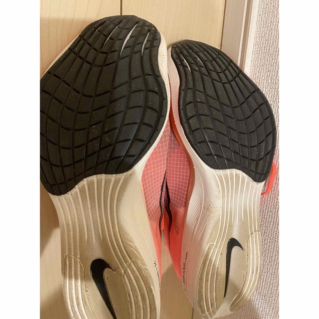 セール:美品】Nike ZoomX VaporFly Next% 26.0cm セール:美品】Nike ZoomX VaporFly Next% 26.0cm