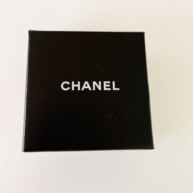 CHANEL(シャネル)のCHANEL バネ　リング　12号　美品 レディースのアクセサリー(リング(指輪))の商品写真