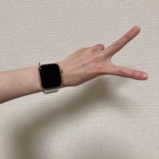 Apple Watch SE 40mm ゴールドアルミニウム