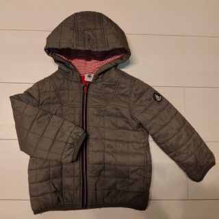 プチバトー(PETIT BATEAU)のプチバトー　アウター　24m/86cm(ジャケット/上着)