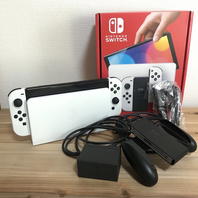 【美品】Switch本体有機EL JCホワイト 完備品