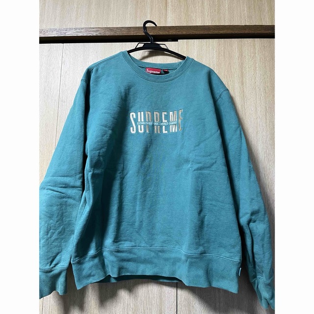 supreme world famous crewneck