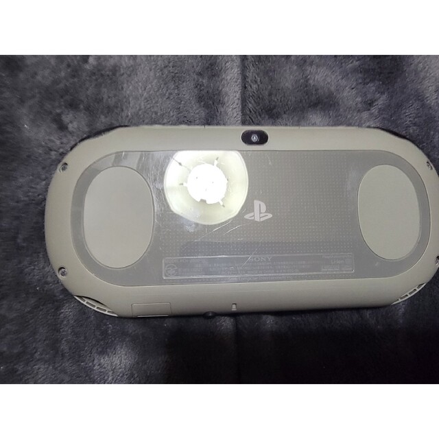 PlayStation Vita（PCH-2000ZA16） カーキ/ブラック 4