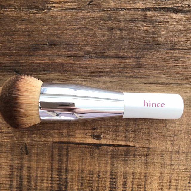 hince(ヒンス)のhince ファンデーションブラシ コスメ/美容のメイク道具/ケアグッズ(ブラシ・チップ)の商品写真