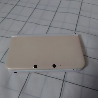 ニンテンドー3DS(ニンテンドー3DS)の「ニンテンドー3DS LL ピンク×ホワイト」(携帯用ゲーム機本体)