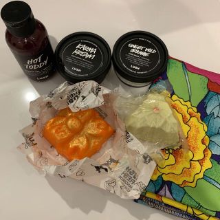 ラッシュ(LUSH)のLUSH 6個セット(ボディソープ/石鹸)