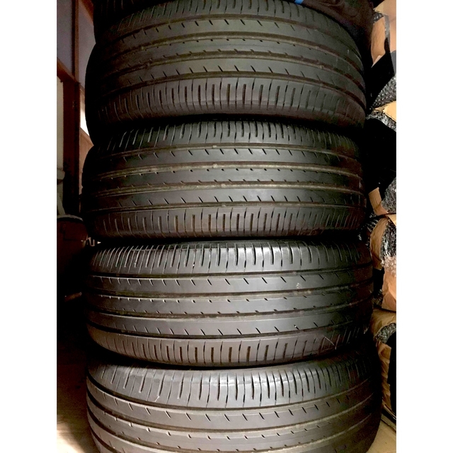 国産‼️バリ山‼️4本 TOYO トーヨー 215/55R18