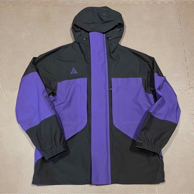 NIKE(ナイキ)の新品 ACG L GORE-TEX マウンテンパーカー ゴアテックス NIKE メンズのジャケット/アウター(マウンテンパーカー)の商品写真