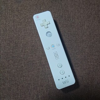 ウィー(Wii)のWiiリモコン コントローラー 任天堂 ニンテンドー純正 シロ ホワイト 動作品(その他)