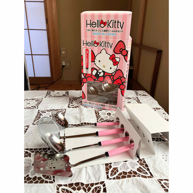 ハローキティ(ハローキティ)の【希少】Hello Kitty ステンレス調理器具4点セット 日本製 インテリア/住まい/日用品のキッチン/食器(調理道具/製菓道具)の商品写真