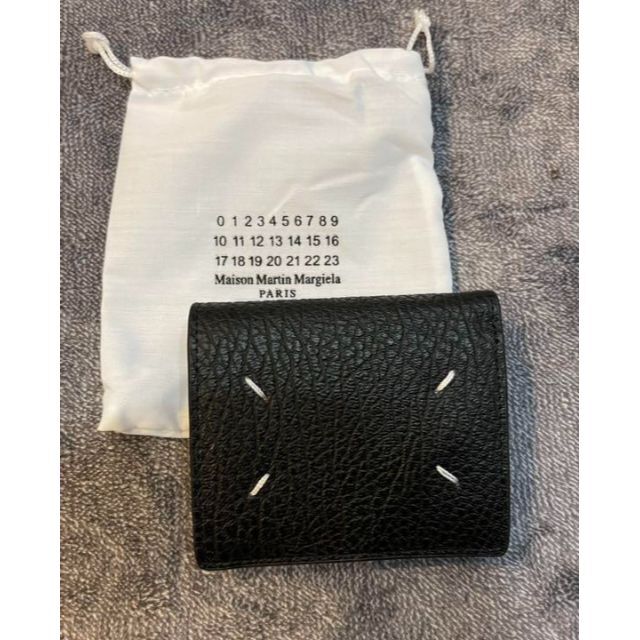 SALE/56%OFF】 新品Maison Margiela メゾンマルジェラ財布二つ折 tdh