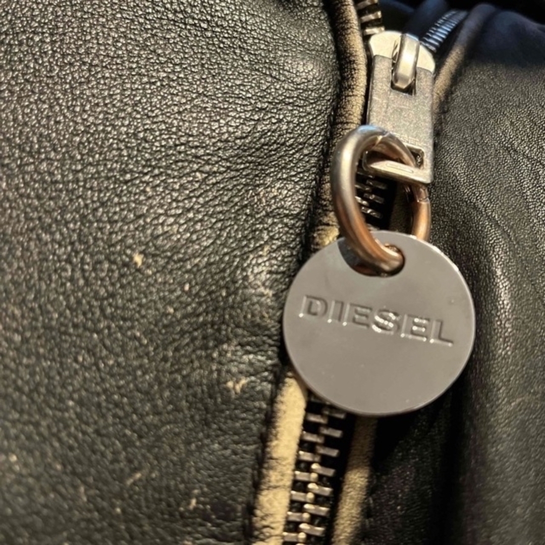 DIESEL(ディーゼル)のDIESEL   ライダース　中綿　ラムレザー　 レディースのジャケット/アウター(ライダースジャケット)の商品写真