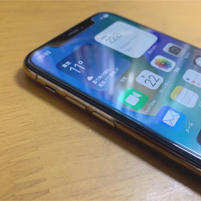 iPhone XS Gold 512GB SIMフリー 本体 ケース 2