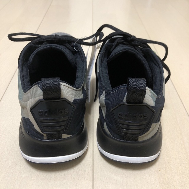 adidas(アディダス)の新品☆adidas neo スニーカー　27.5 メンズの靴/シューズ(スニーカー)の商品写真