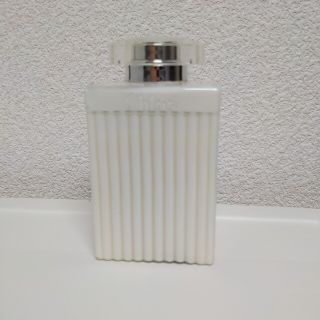 クロエ(Chloe)のクロエ・ボディローション・モナコ製・200ml(ボディローション/ミルク)