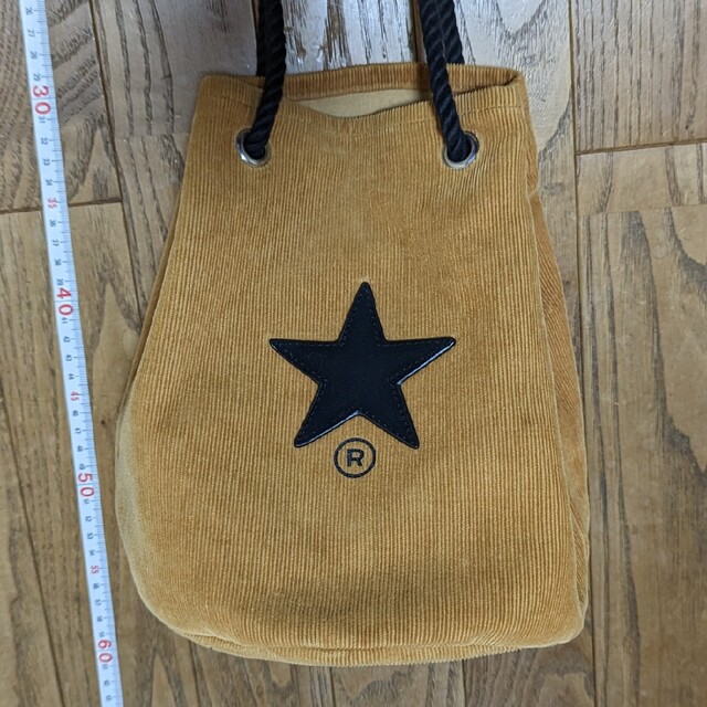 converse TOKYO　コーデュロイのバケット型ミニバッグ() 1