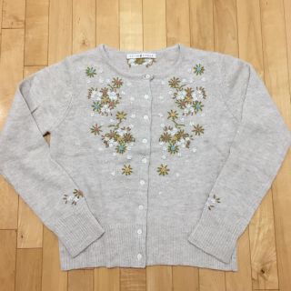 チャイルドウーマン(CHILD WOMAN)の週末限定値下げ☆お花刺繍ニットカーディガン(ニット/セーター)