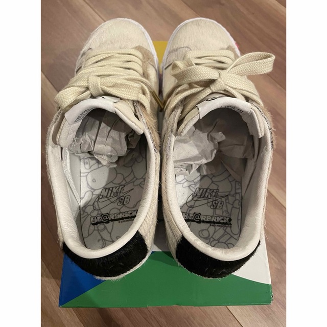 NIKE(ナイキ)のメディコムトイ×ナイキエスビーズーム  ブレザーロー  24.5cm メンズの靴/シューズ(スニーカー)の商品写真