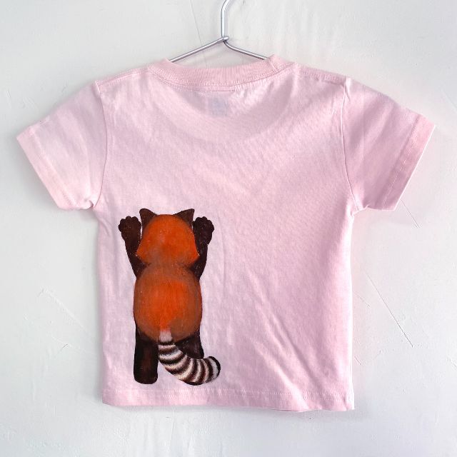 キッズ レッサーパンダ柄Tシャツ 130サイズ　ピンク　動物