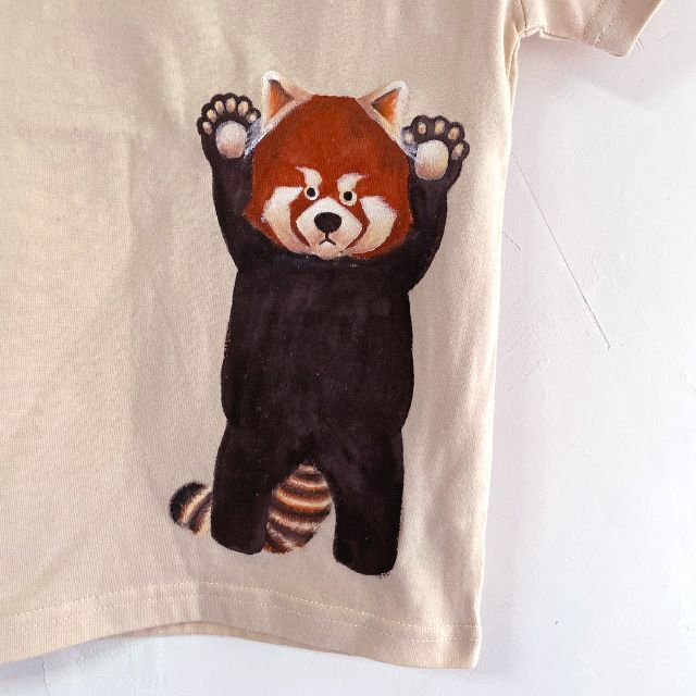 キッズ レッサーパンダ柄Tシャツ 130サイズ　ナチュラル　動物
