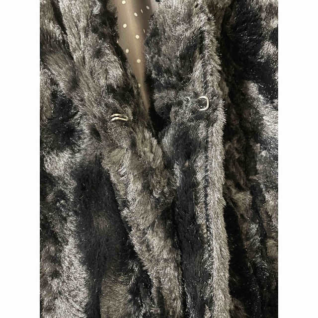dinos(ディノス)のお値下げ黒フェイクファーコート レディースのジャケット/アウター(毛皮/ファーコート)の商品写真