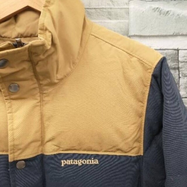 patagonia(パタゴニア)のPatagonia　ビビー　ダウンジャケット　NVY　パタゴニア　メンズ メンズのジャケット/アウター(ダウンジャケット)の商品写真