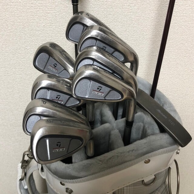 TaylorMade(テーラーメイド)のレディースゴルフフルセット☆TaylorMade スポーツ/アウトドアのゴルフ(クラブ)の商品写真