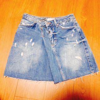 ザラ(ZARA)の新品ZARAデニムミニスカート(ミニスカート)