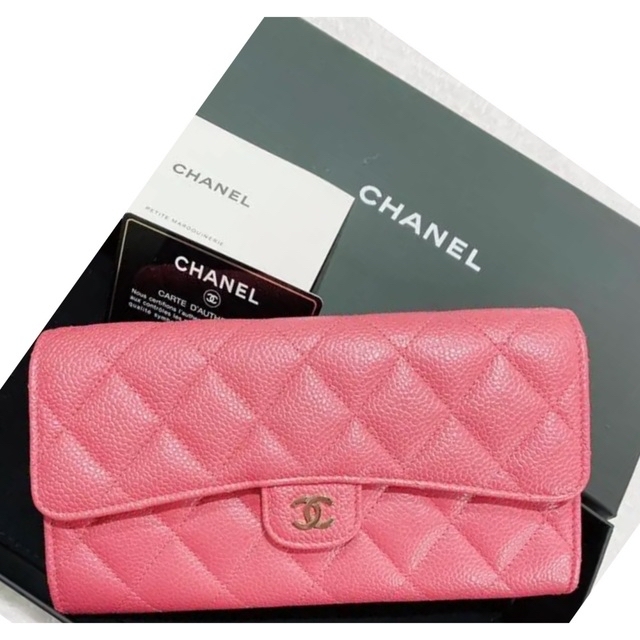 CHANEL(シャネル)の美品！CHANEL長財布　ピンク レディースのファッション小物(財布)の商品写真