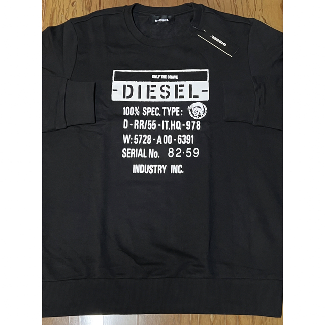 DIESEL(ディーゼル)のDIESEL  新品未使用　Lサイズ　スウェット　トレーナー　黒　ディーゼル メンズのトップス(スウェット)の商品写真