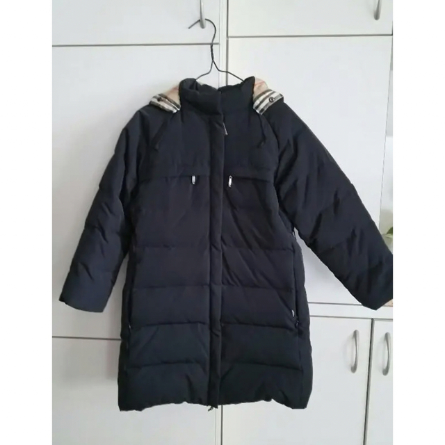 BURBERRY(バーバリー)のバーバリー　ダウンコート キッズ/ベビー/マタニティのキッズ服女の子用(90cm~)(コート)の商品写真