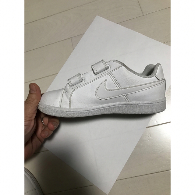 NIKE(ナイキ)のNIKE キッズ用スニーカー18.5cm 美品 キッズ/ベビー/マタニティのキッズ靴/シューズ(15cm~)(スニーカー)の商品写真