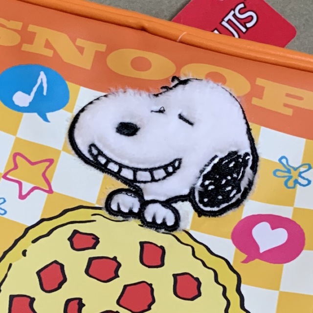 SNOOPY(スヌーピー)のSNOOPY☆プレミアムバニティポーチ〜PIZZA PARTY〜 レディースのファッション小物(ポーチ)の商品写真