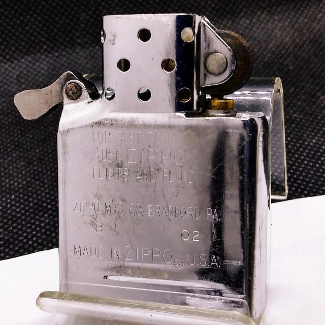 ZIPPO(ジッポー)の№1399 ZIPPO 龍 香港  ジッポー 【A 02】 2002年1月 メンズのファッション小物(タバコグッズ)の商品写真