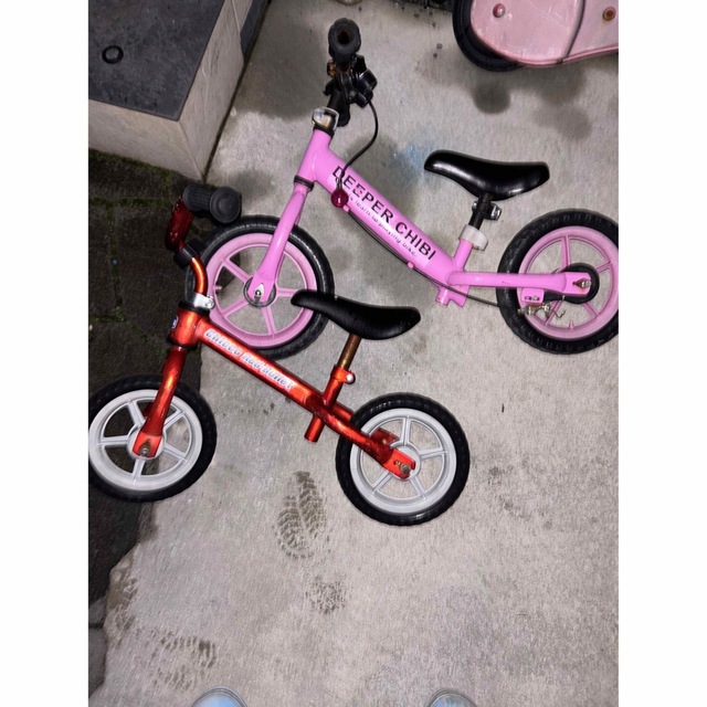 子供用の自転車　２つセット キッズ/ベビー/マタニティの外出/移動用品(自転車)の商品写真