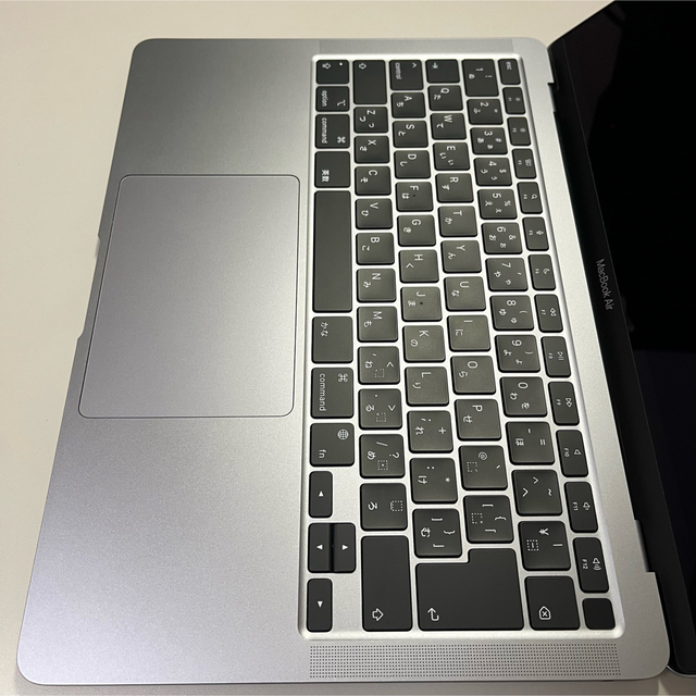 M1 MacBook Air 13 2020 A2337 8GB 512GB スマホ/家電/カメラのPC/タブレット(ノートPC)の商品写真