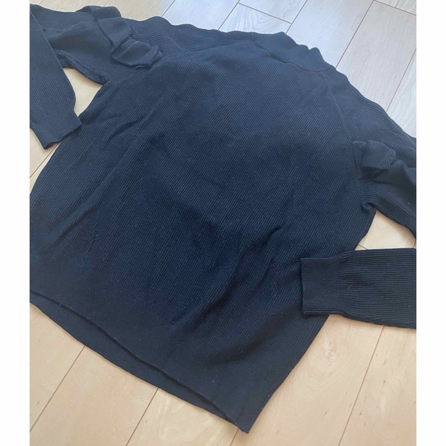 H&M(エイチアンドエム)のH&M 胸フリルニット レディースS レディースのトップス(ニット/セーター)の商品写真