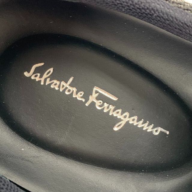 Salvatore Ferragamo(サルヴァトーレフェラガモ)の5598 フェラガモ メッシュ ガンチーニ スニーカー ブラック レディースの靴/シューズ(スニーカー)の商品写真