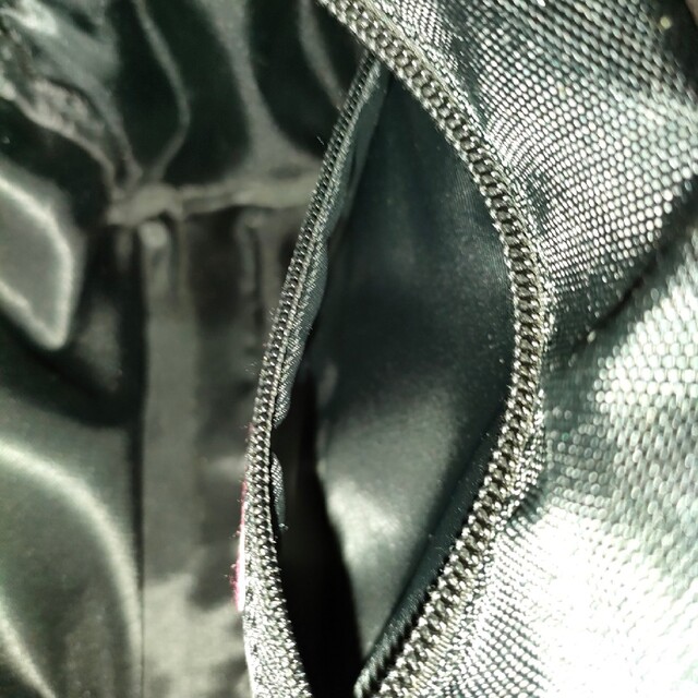 銀座マギー(ギンザマギー)の銀座マギープードルミニバッグ黒　ショルダー紐無し レディースのバッグ(ハンドバッグ)の商品写真