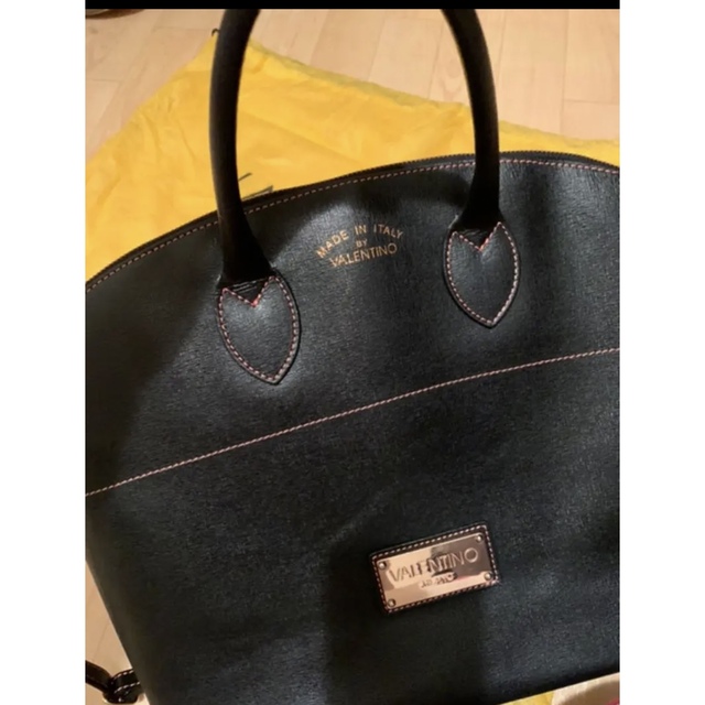 VALENTINO ハンドバッグ A4サイズ 【予約】 28%割引 noxcapital.de