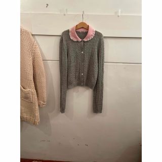 MIU MIU(カーディガン ・ ピンク/桃色系)のフリマアイテム一覧 MIU MIU(カーディガン ・ ピンク/桃色系)のフリマアイテム一覧