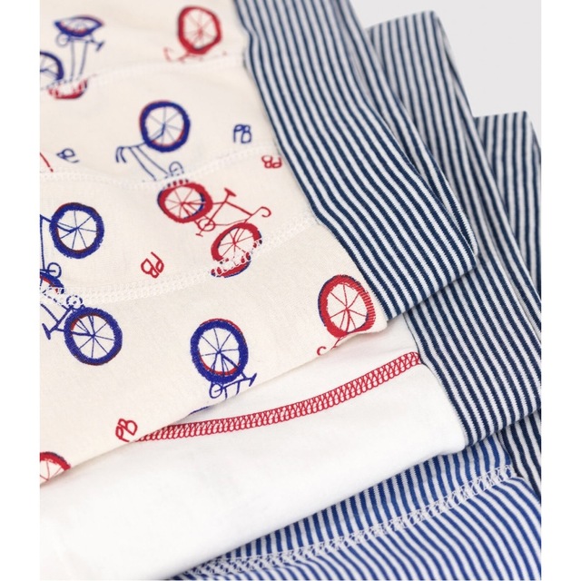 PETIT BATEAU(プチバトー)の専用　プチバトー　新品　トランクス　3枚組　8ans/128cm キッズ/ベビー/マタニティのキッズ服男の子用(90cm~)(下着)の商品写真