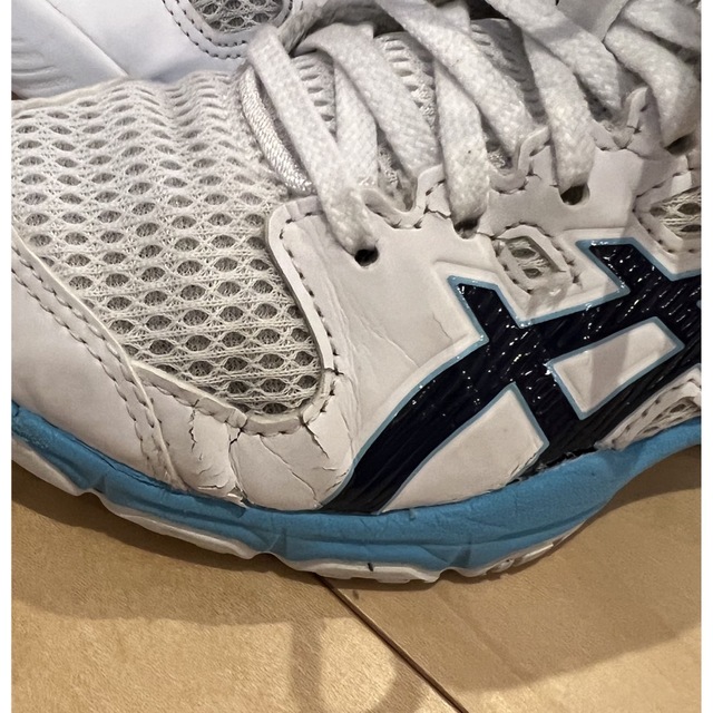 asics(アシックス)のバスケットシューズ　20 キッズ/ベビー/マタニティのキッズ靴/シューズ(15cm~)(スニーカー)の商品写真