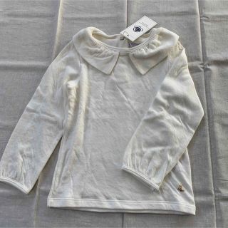 プチバトー(PETIT BATEAU)のプチバトー　白色カットソー　新品　4ans(Tシャツ/カットソー)