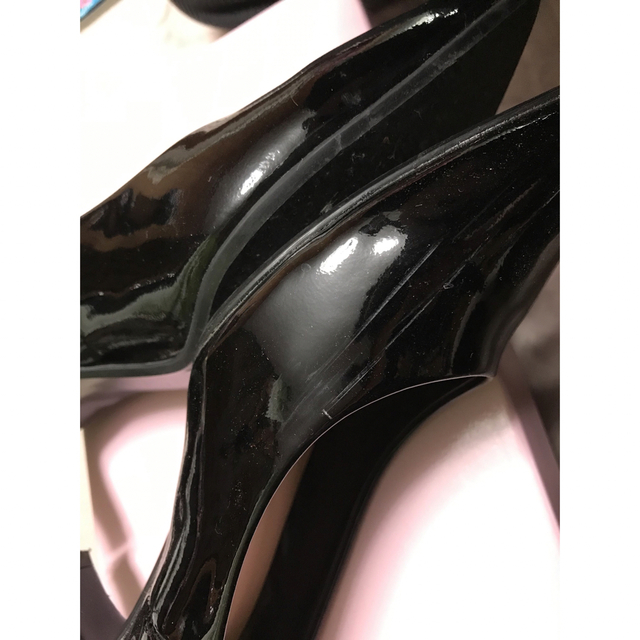 UNITED ARROWS(ユナイテッドアローズ)のエナメルパンプス レディースの靴/シューズ(ハイヒール/パンプス)の商品写真