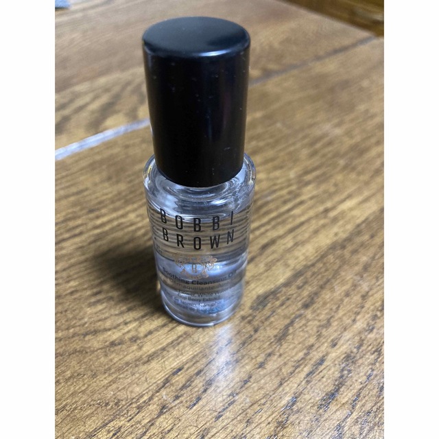 BOBBI BROWN(ボビイブラウン)のボビイブラウン　スージングクレンジングオイル 15ml コスメ/美容のスキンケア/基礎化粧品(クレンジング/メイク落とし)の商品写真