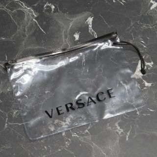 ヴェルサーチ(VERSACE)の未使用ヴェルサーチェチャック付きポーチ袋透明クリアVERSACEビニールバッグ(その他)