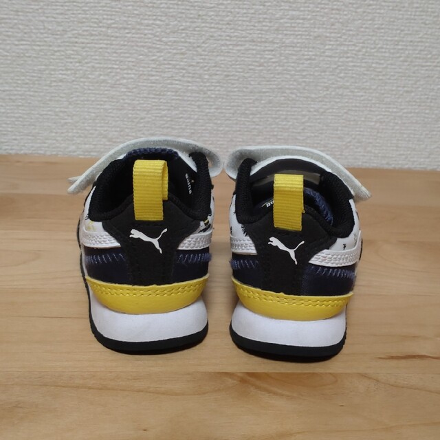 PUMA(プーマ)の【PUMA】ベビーシューズ(12cm/スヌーピー) キッズ/ベビー/マタニティのベビー靴/シューズ(~14cm)(スニーカー)の商品写真