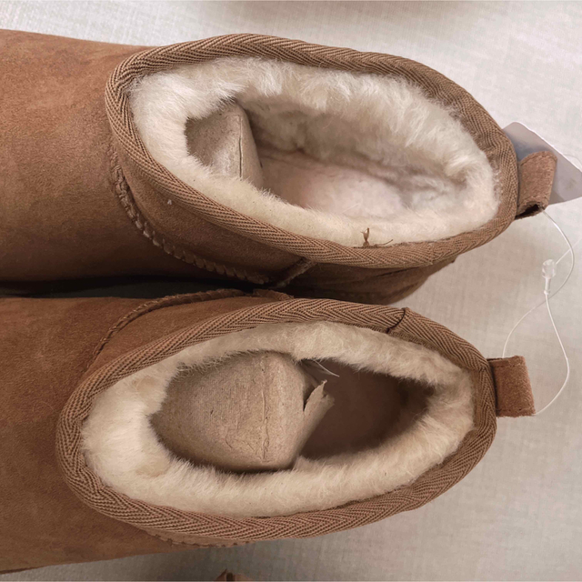 UGG ウルトラクラッシックミニ　8 25センチ相当 3