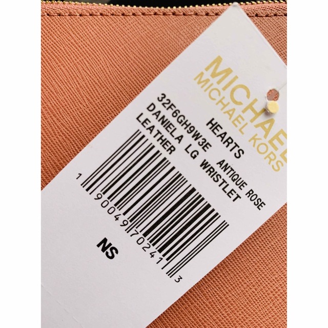 Michael Kors(マイケルコース)のお値下げ❣️新品❣️タグ付き❣️マイケル コース  クラッチバッグ レディースのバッグ(クラッチバッグ)の商品写真